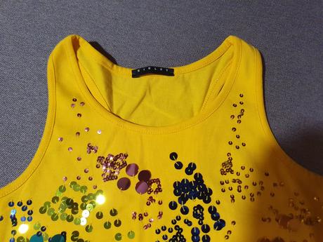 Tielko s flitrami, sisley,140