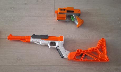 Nerf zbrane + prislusenstvo,
