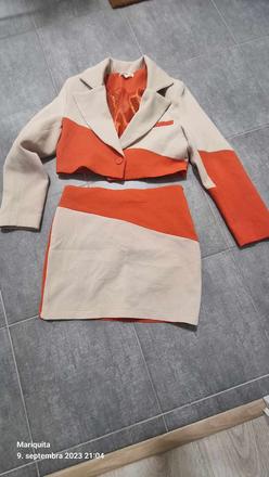 Krasny komplet kostym elasticky, m