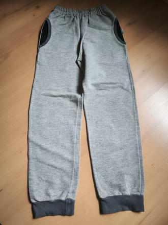 Tepláky modelko, modelko,134