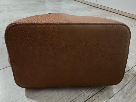 Kabelka zn. baťa, baťa