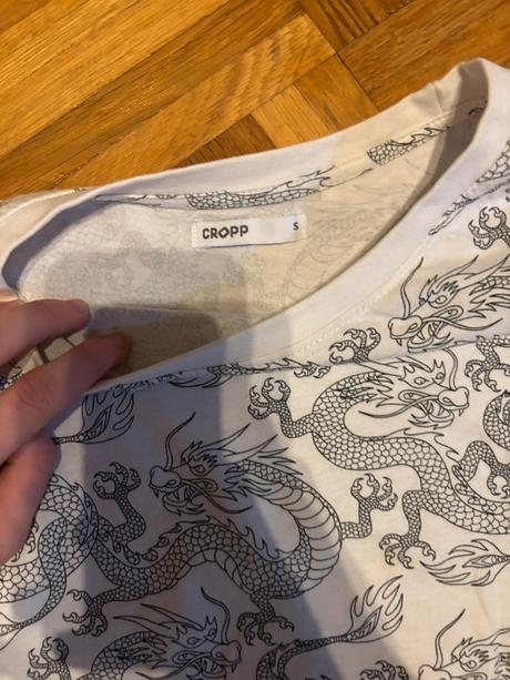 Cropp stylove, trendy, moderne tricko s, s