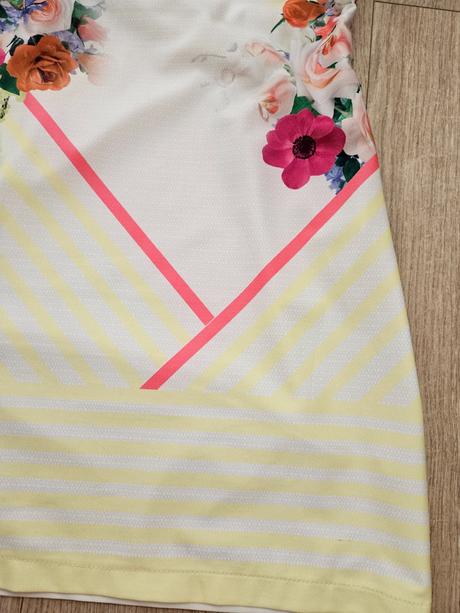 Krasne puzdrove saty.s-m.top stav, s