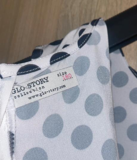 Šaty s bodkami, glo-story,158