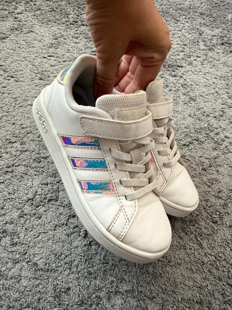Biele botasky adidas v.29, adidas,29