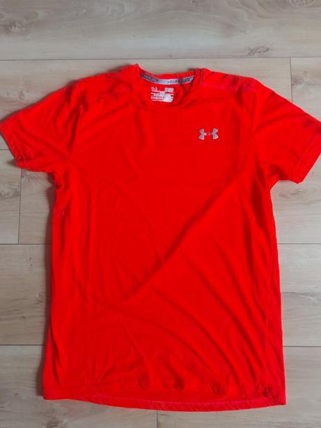 Tricka under a., under armour,s