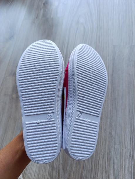 Dievčenské látkové tenisky, sinsay,32