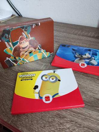 Hračky z mc donald,