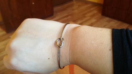 Strieborny náramok, avon