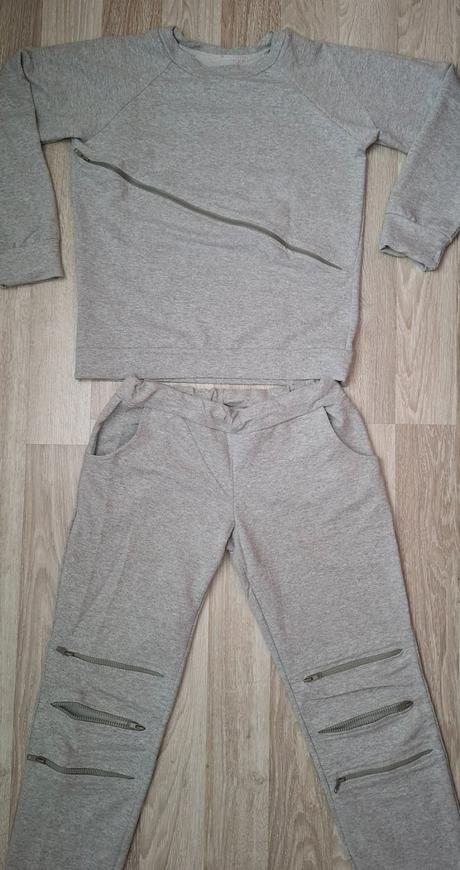 Dámska tepláková súprava, 40