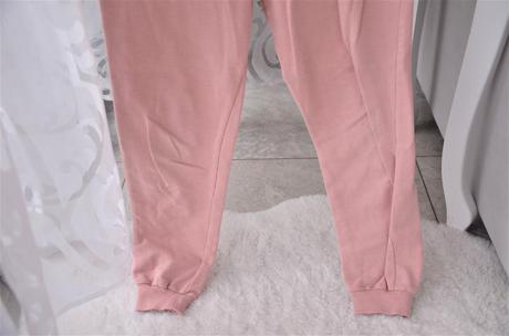 Dievčenské tepláky-140, 140