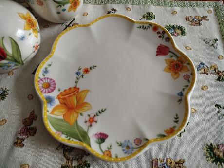 Spring awakening dezertny tanier, 