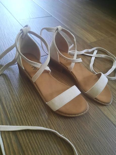 Dámske sandále, 37