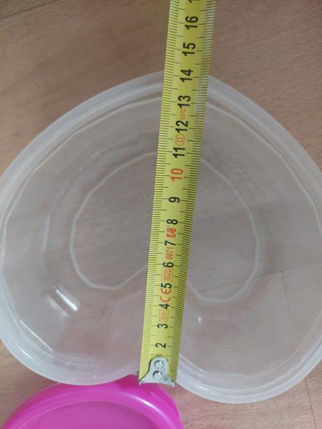 Misky srdiečka a vrchnaky,