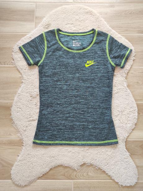 Športové tričko nike, nike,s