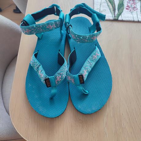 Teva sandále 38, 38