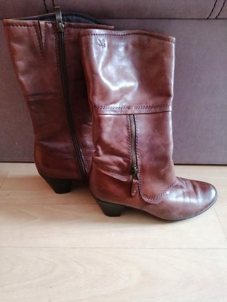 Kožené čižmy zn. caprice, 35