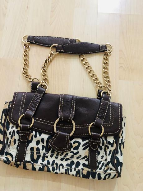 Mango mng kabelka, mango