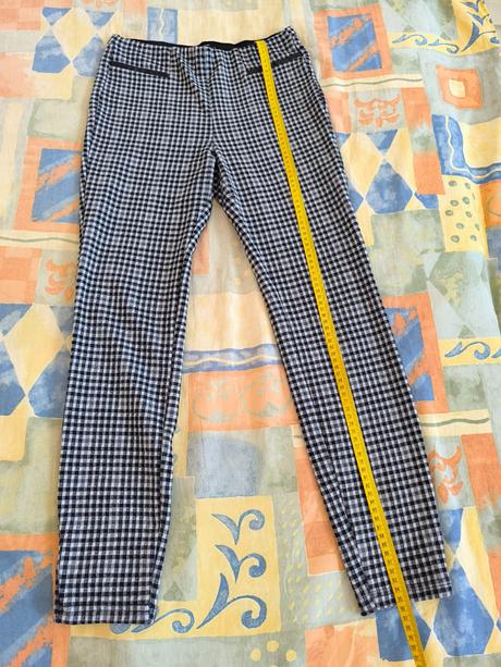 Kárované nohavice, stradivarius,m