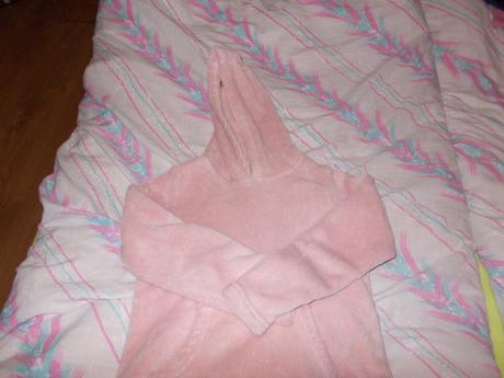 Mikinka marhulkova, 128