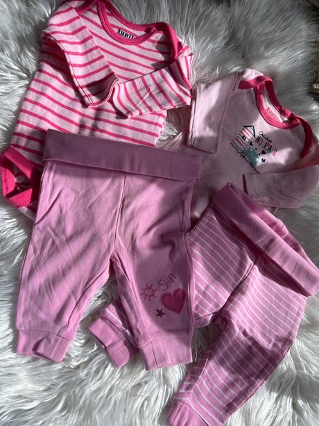 Body a teplaky, lupilu,56