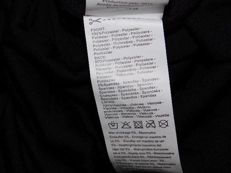 Velmi pekne flitrovane saty, 40