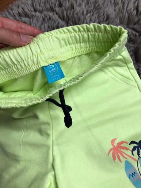 Neónové tenké šortky pepco 110, pepco,110