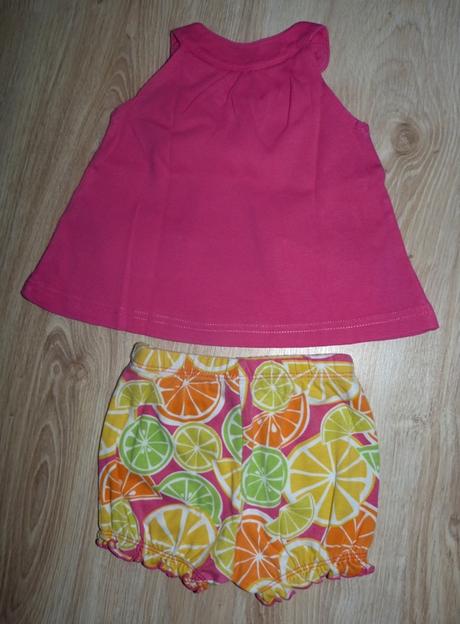 Nádherný ovocný kompletík trička a kraťasiek, carter's,80