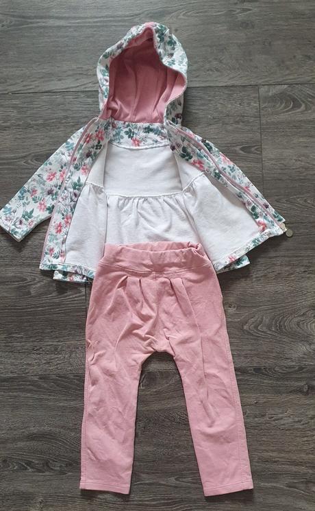 Tepláková súprava, 86