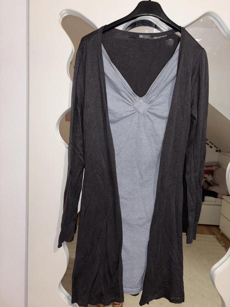 Upletove šaty, gaudi,s