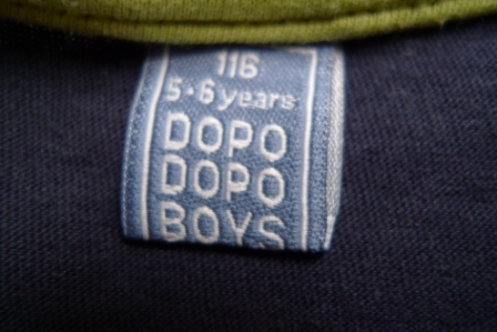 Tmavomodré tričko, dopodopo,116