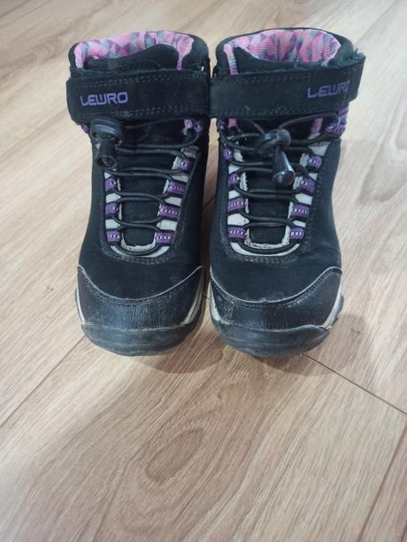 Kotníkové topánky, 31