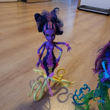 Predam monster high babiky,