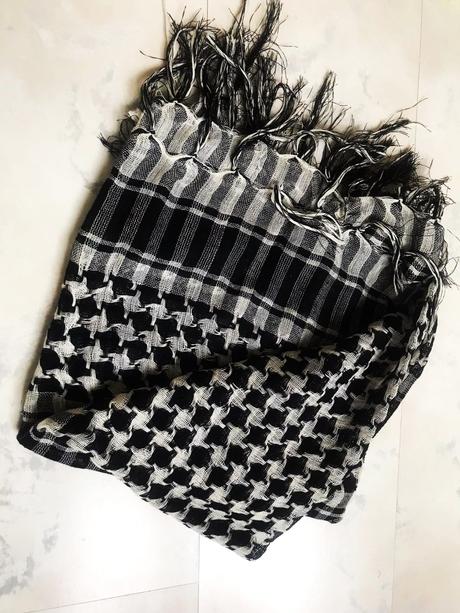 Maxi arafatka šatka, xxl