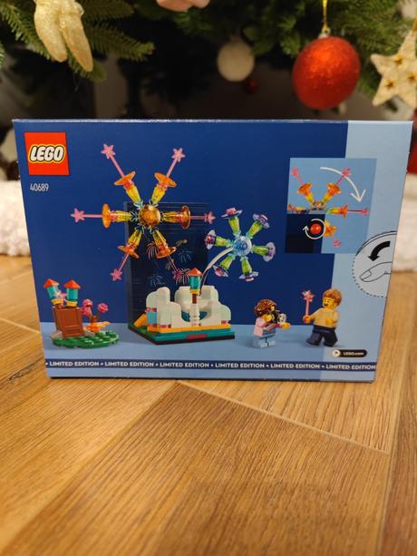 Lego 40689 - oslavy s ohňostrojom, 