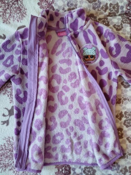 Predám mikinku č.122/128, lupilu,128