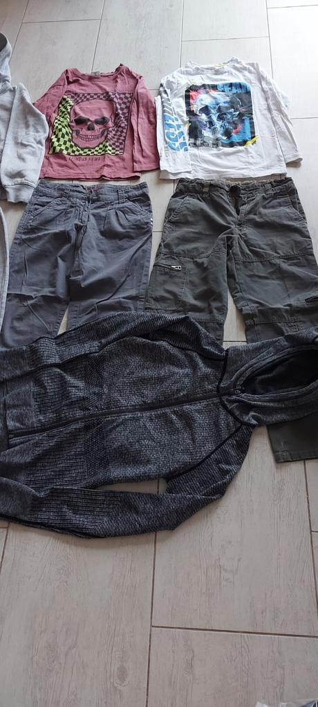 Balík oblečenia č. 134-146 - spolu 7eur, 140–152
