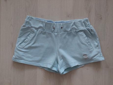Šortky s, s