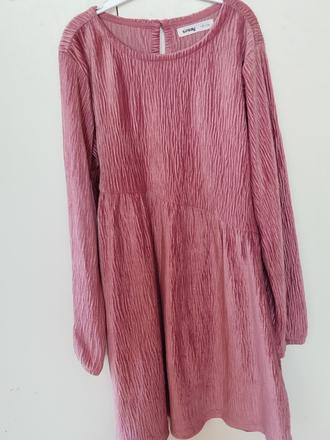 Predám šaty 2 ks v.122 krasné ako nove, sinsay,122