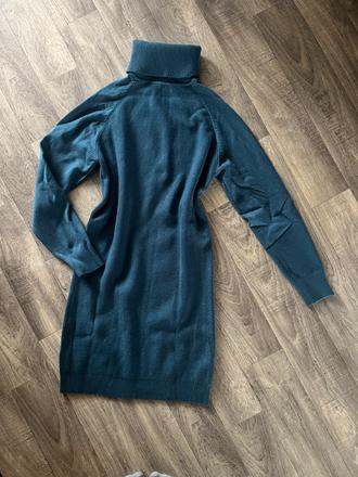 Predĺžený rolákový sveter, xs