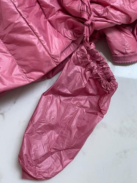 Predám ružovú ultraľahkú bundu s kapucňou / lightw, s