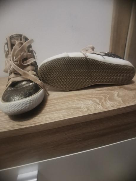 Topánky guess, guess,39