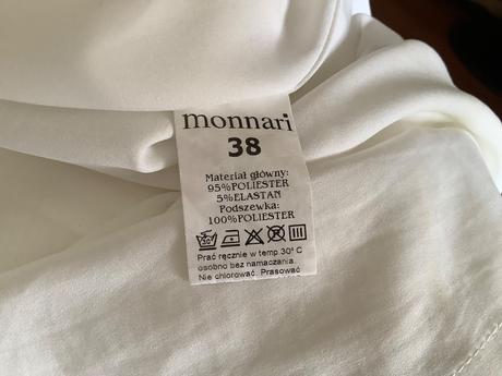 Šaty monnari, 38