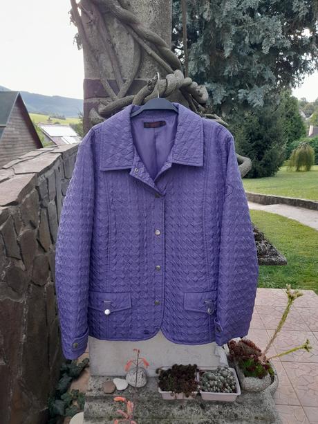 Prechodný  kabátik-sako, 54