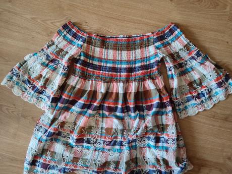 Extravagantná tunika, 