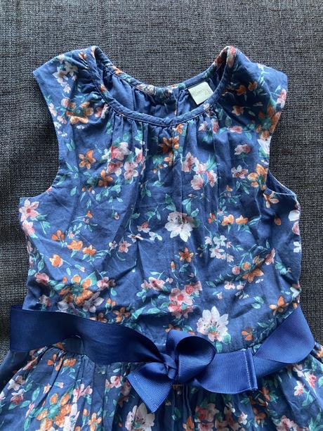 Spoločenské šaty yampy, 104