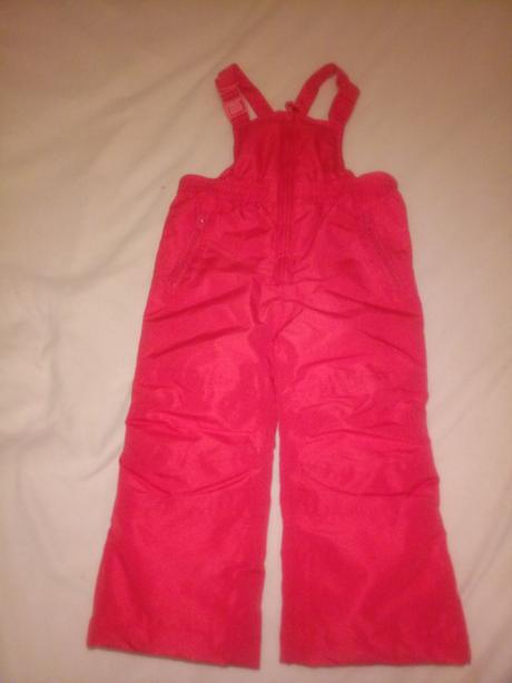 Krasne a velmi kvalitne cervene oteplovacky, f&f,92