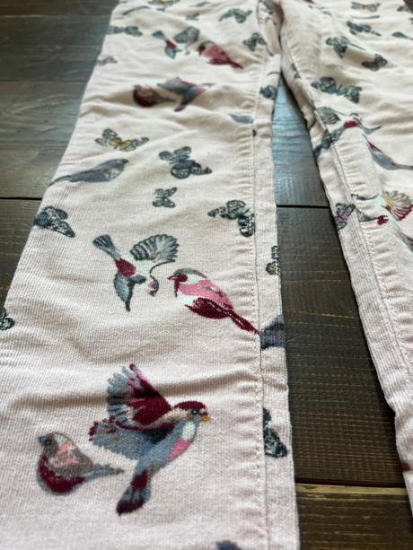 Krásne mendžestrové legíny 134, h&m,134