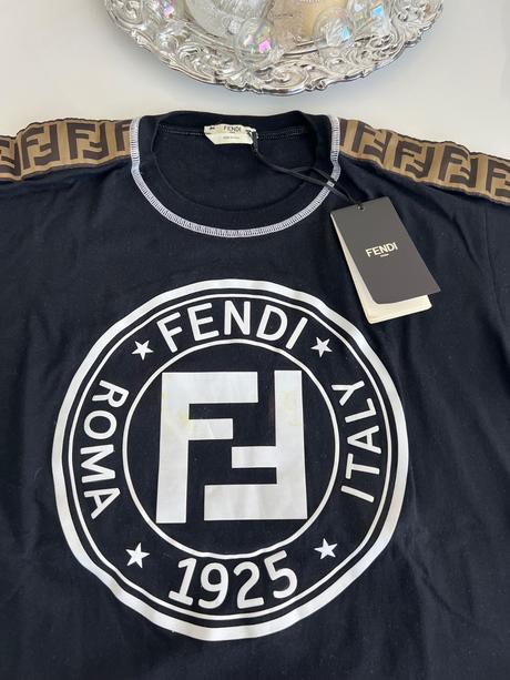 Fendi tricko, s