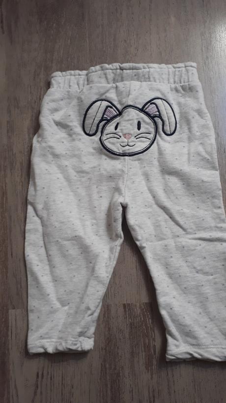 Chutné zajkové tepláčky, dopodopo,74